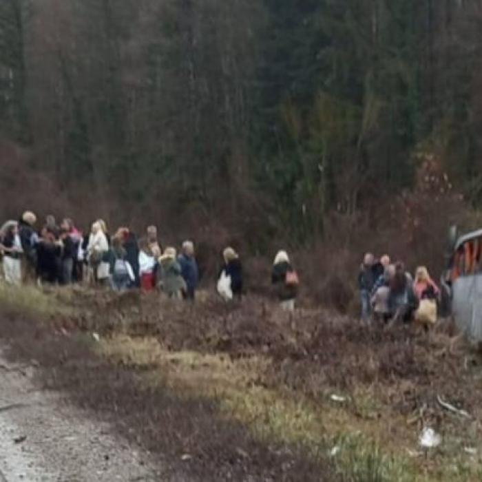 MAE, despre accidentul din Bulgaria: Şoferii autovehiculelor implicate sunt români; pasagerii - cetăţeni străini