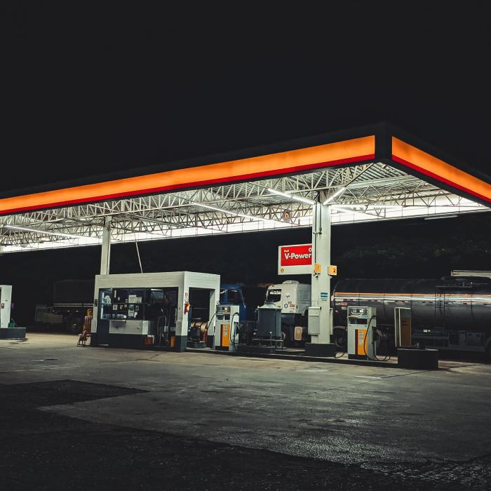 Șoferii din Germania vor scoate mai mulți bani din buzunare pentru un plin la pompă
