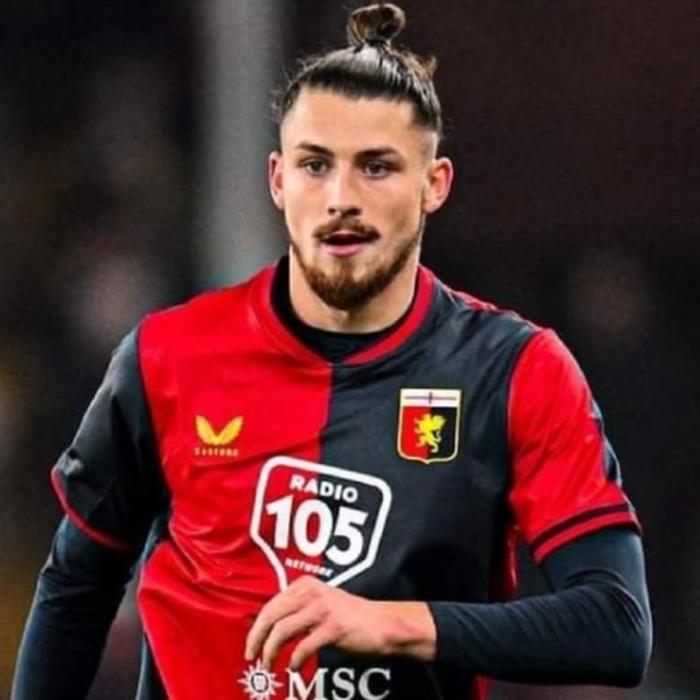 Radu Drăguşin a semnat un contract valabil până în 2030 cu Tottenham Hotspur (oficial)