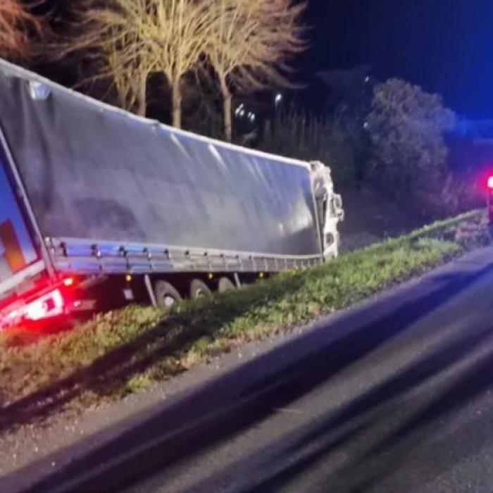 Italia. Se lărgește cercul suspecților în cazul șoferului român, mort străpuns de un țăruș ce a „zburat“ de la un alt camion românesc