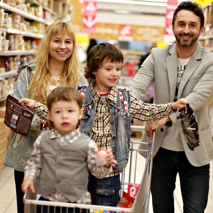 Metoda de cumpărături „6 la 1”. Economisești bani și timp în magazin