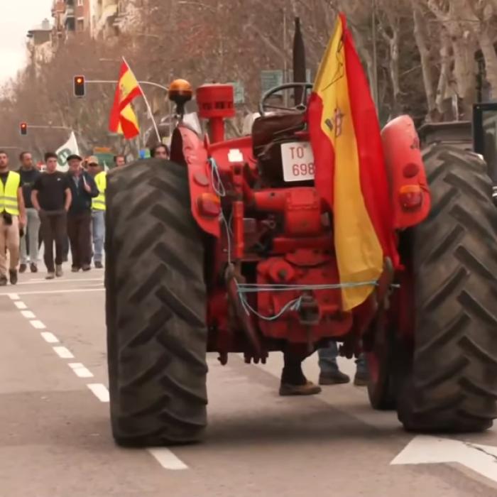 Protest de amploare. Fermierii spanioli au adus sute de tractoare pe străzile din Madrid