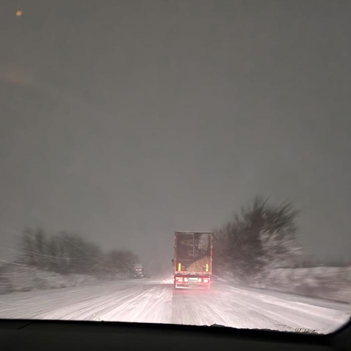 Alertă de vreme rea în Italia: râuri cu risc de inundații, școli închise, trenuri blocate. Primarul: "Situația este critică"