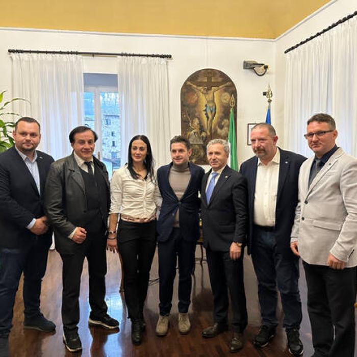 Deputatul de diaspora Valentin Făgărășian s-a întâlnit cu primarul unei localități din Italia: Propuneri importante pentru muncitorii români