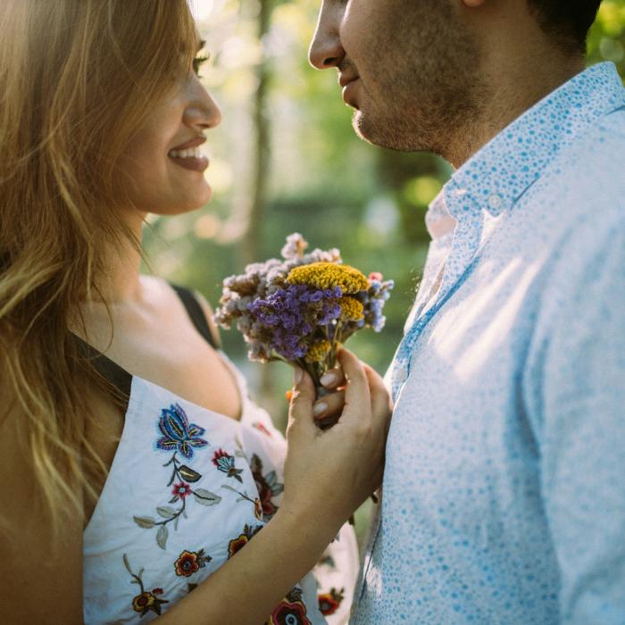 Ghidul florilor de 8 Martie. Florile potrivite pentru fiecare femeie din viața ta 