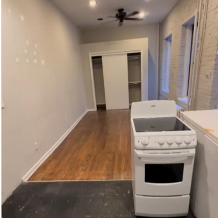 Prețul "celui mai slab proiectat apartament" din New York a uimit oamenii. „Mai rău ca la închisoare”