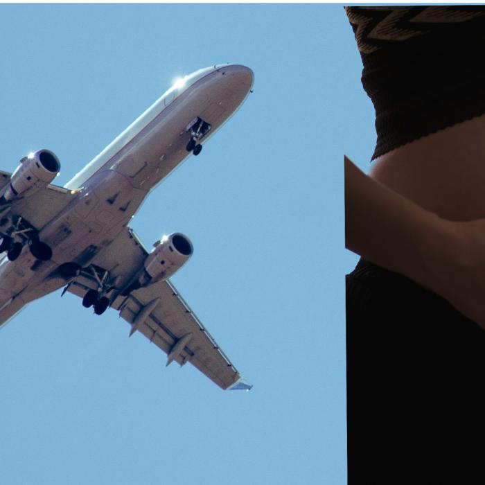 Naștere de urgență la bordul unui avion: Femeia a adus pe lume un copil la doar 7 luni, în timpul unui zboru către Londra