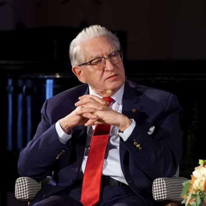 Celebru neurochirurg român dezvăluie secretul unei vieți lungi și sănătoase: „Haideți să ne mutăm în Grecia toți!”