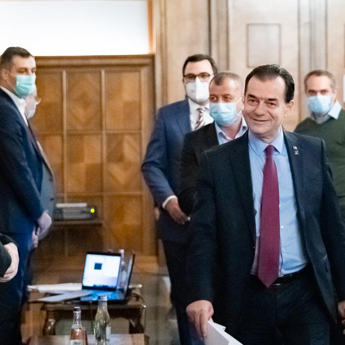 Comasarea alegerilor. Ludovic Orban o amenință pe Renate Weber cu plângere penală dacă nu atacă decizia la CCR 