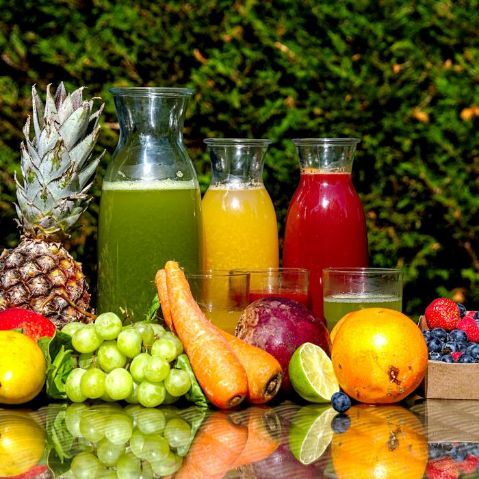 Cum să prepari cel mai nutritiv smoothie: rapid, gustos și sănătos, îl poți consuma oriunde!