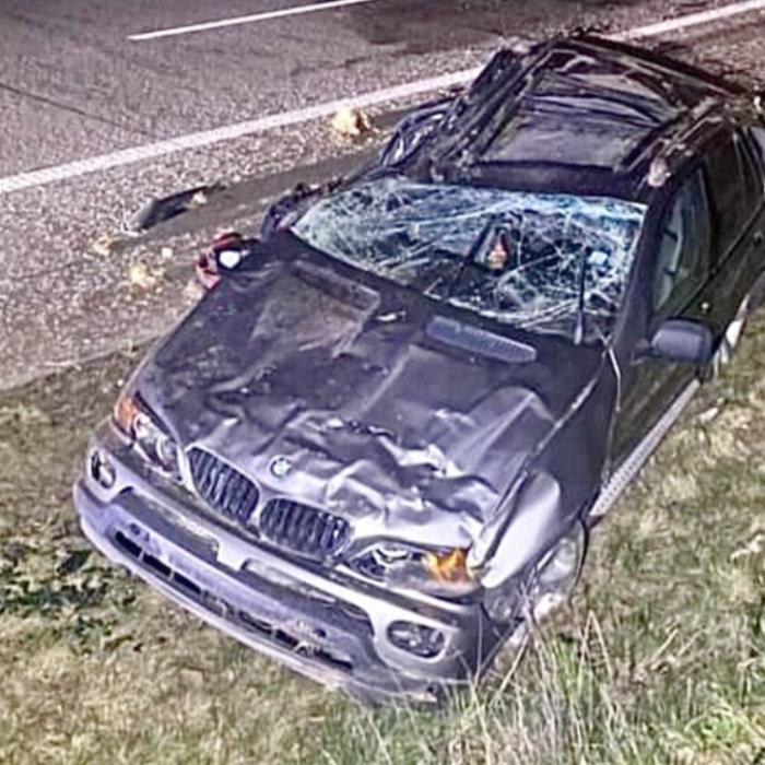 Un român și-a făcut praf BMW-ul pe o autostradă din Germania. Deși era rănit, a fugit pe jos în Cehia