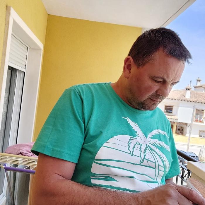 Șofer român de TIR, mort pe o autostradă din Belgia. O persoană ar fi aruncat un capac de canalizare de pe un pod