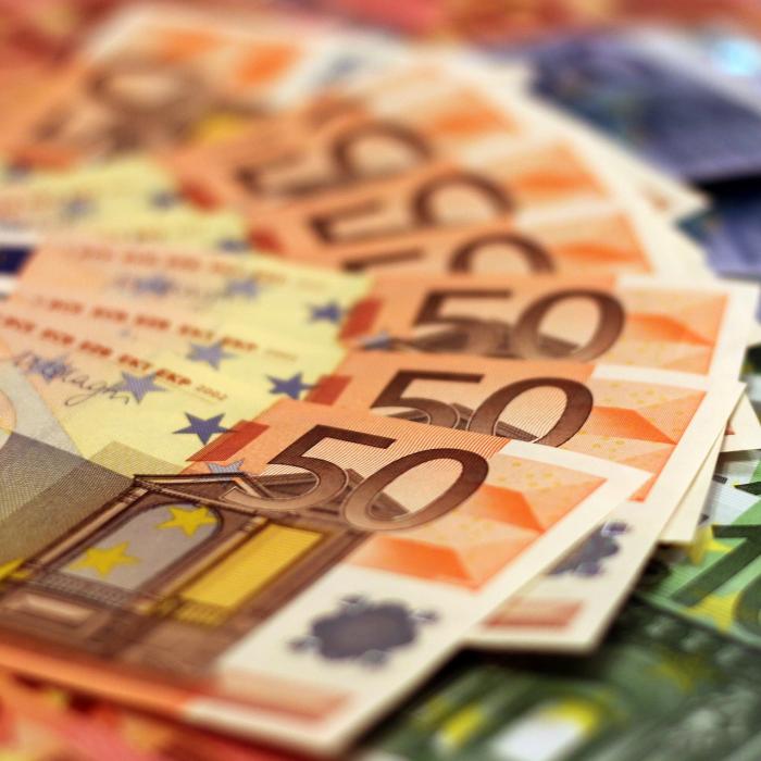 Mai multe tipuri de familii de români pot primi ajutor financiar din partea guvernului italian