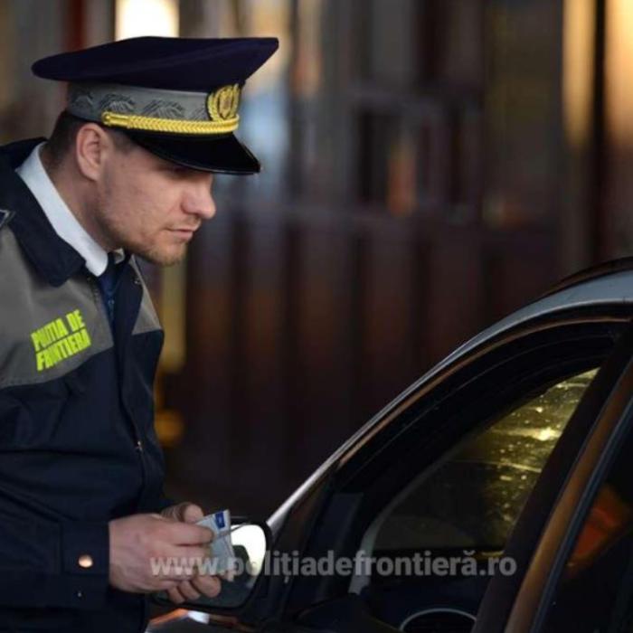 Mașină de lux furată din Italia, găsită de polițiști la un român în vama Negru Vodă
