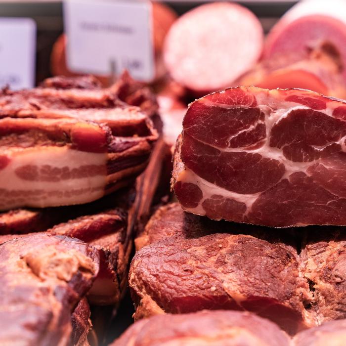 Carne contaminată cu E.coli, retrasă din toate supermarketurile din Spania 