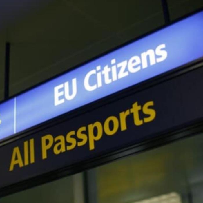 Pasageri români, supuși controlului de frontieră în Spania, deși România este în Schengen aerian. ”Polițistul ne-a spus că nu suntem europeni”