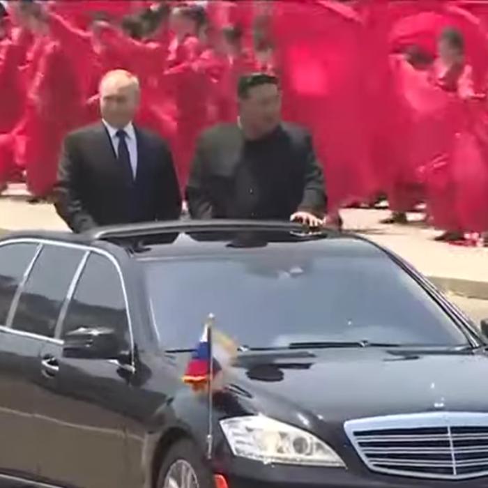 Putin a primit cadou de la Kim Jong Un doi câini de vânătoare