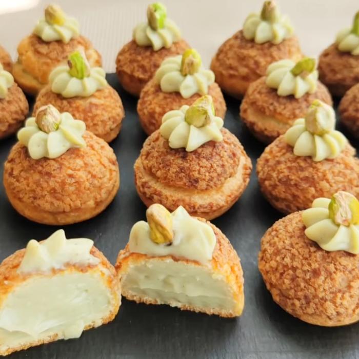 Rețetă profiterol cu fistic și zmeură: Desertul perfect pentru vară