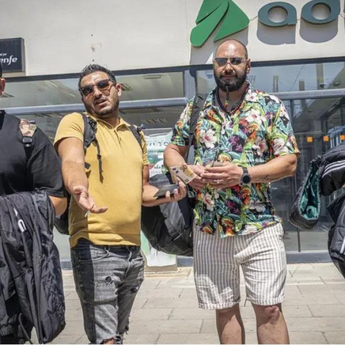 O firmă din Spania a concediat angajații români, le-a dat 300 de euro și i-a trimis înapoi în țară. Muncitorii reclamaseră numeroase abuzuri