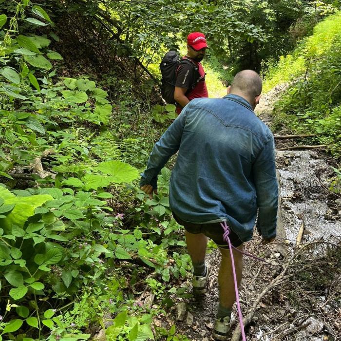 Turiștii obosiți se prefac loviți și cheamă elicopterul ca să-i salveze de pe munte. 1 milion de euro amenzi, date de Italia