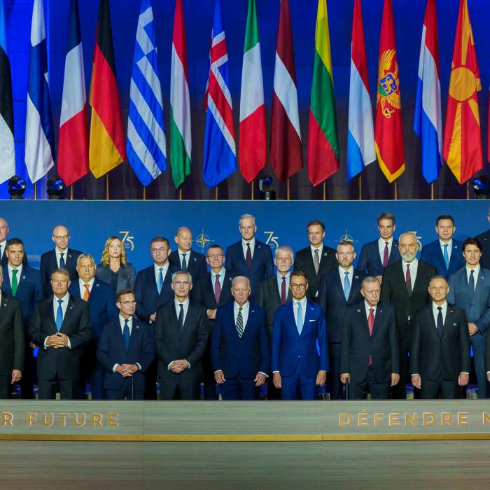 Iohannis, la summitul NATO. A semnat alături de alţi 5 lideri o declaraţie comună privind întărirea apărării aeriene a Ucrainei