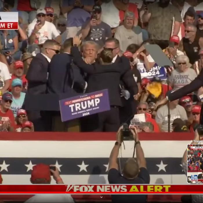 Atacatorul lui Trump a folosit o dronă pentru a obţine imagini aeriene de la locul de desfăşurare a mitingului