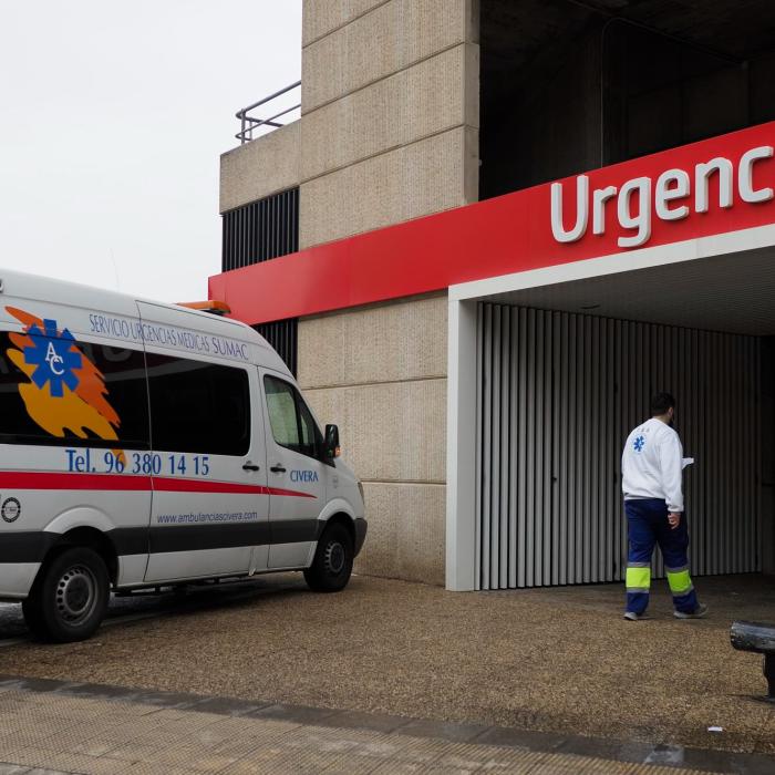 Incident tragic în Italia: O fetiță de 2 ani a fost călcată de mașină în curtea unui spital. Șoferul vinovat este internat în stare de șoc