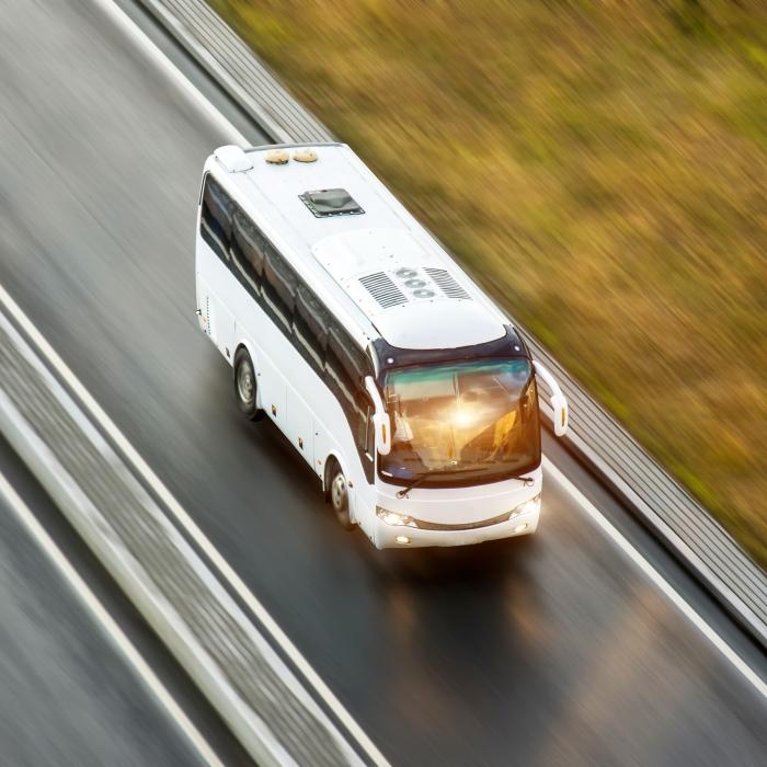 O pasageră a fost uitată de Flixbus într-o benzinărie. Femeia a izbucnit în lacrimi. ”Un sentiment oribil”