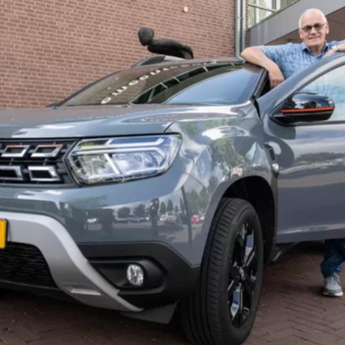 Un olandez povestește cum s-a îndrăgostit de Dacia și nu își dorește altă mașină. ”Dar nu a fost dragoste la prima vedere”