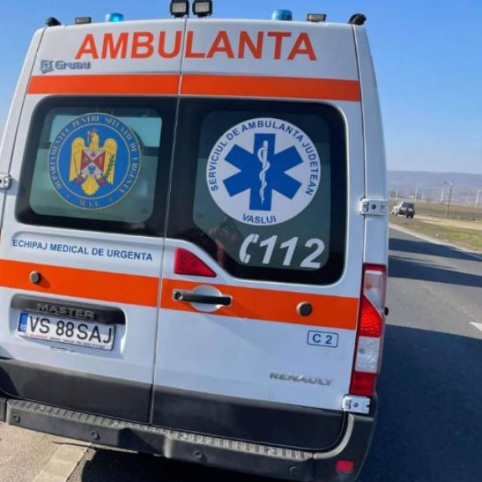 Accident în lanț pe DN2, în județul Vrancea: Nouă persoane rănite, inclusiv cinci polițiști