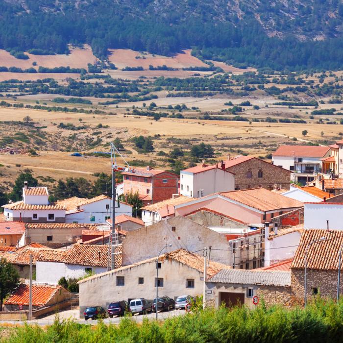 O regiune din Spania oferă 15.000 de euro tinerilor care aleg să se mute în localitățile depopulate. Care sunt condițiile