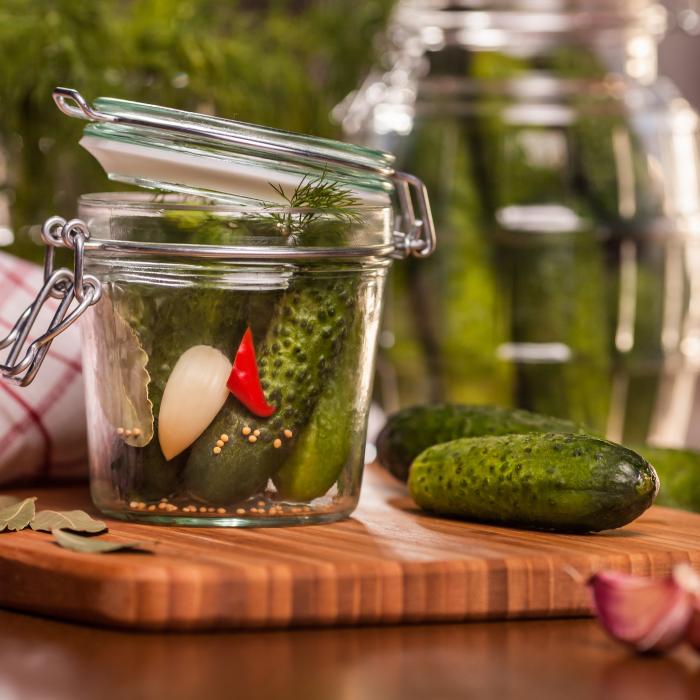 Cum să pui castraveții la murat: Ghid pas cu pas pentru a obține cele mai aromate murături