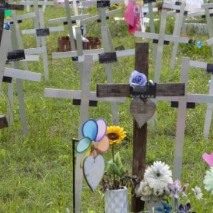 Fiul unui soldat german a descoperit în România mormântul tatălui său la 80 de ani de la finalul războiului 