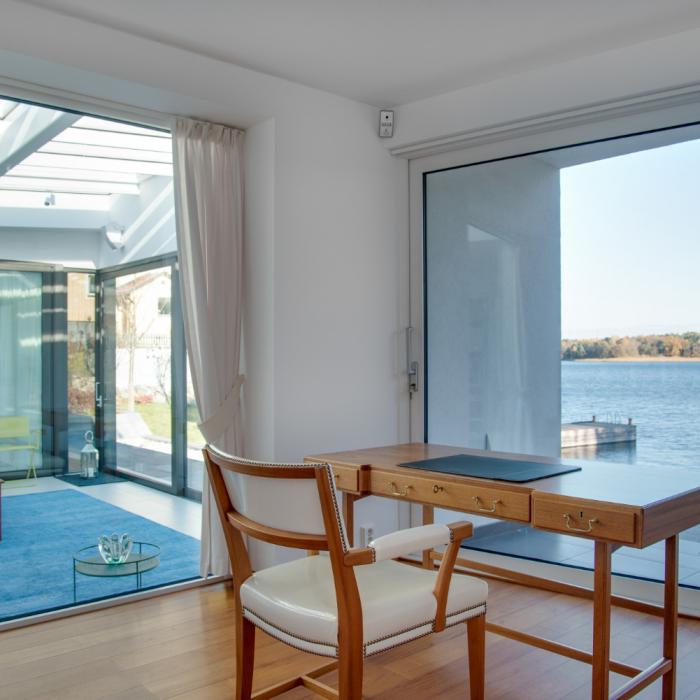 Apartamente cu vedere la mare, dar cu gunoaie și crime: Cum i-a păcălit un dezvoltator imobiliar pe cumpărătorii din Spania