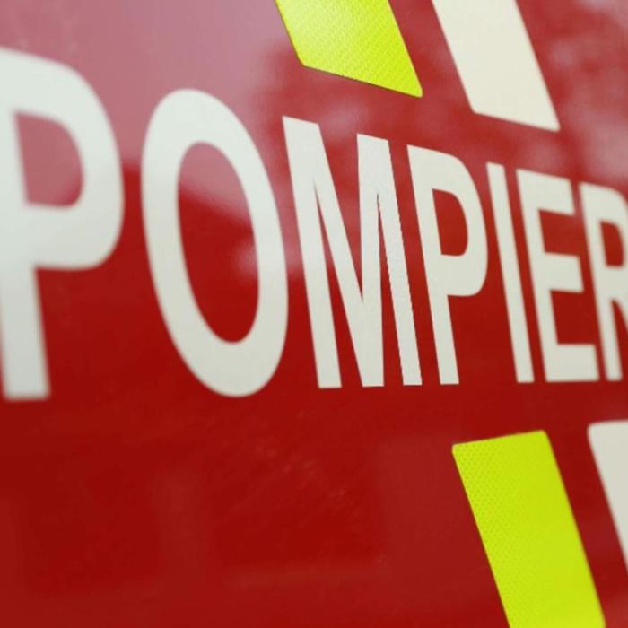 Incendiu devastator în București: Flăcările au mistuit 12 containere pentru refugiați ucraineni