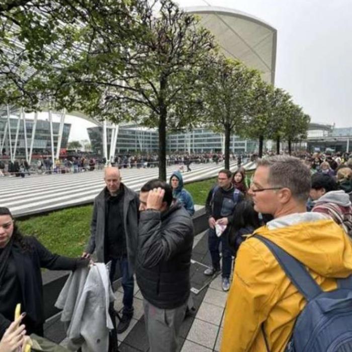 Haos pe aeroportul din München: Coada a ajuns la doi kilometri. „Cel mai prost terminal din Europa” / VIDEO