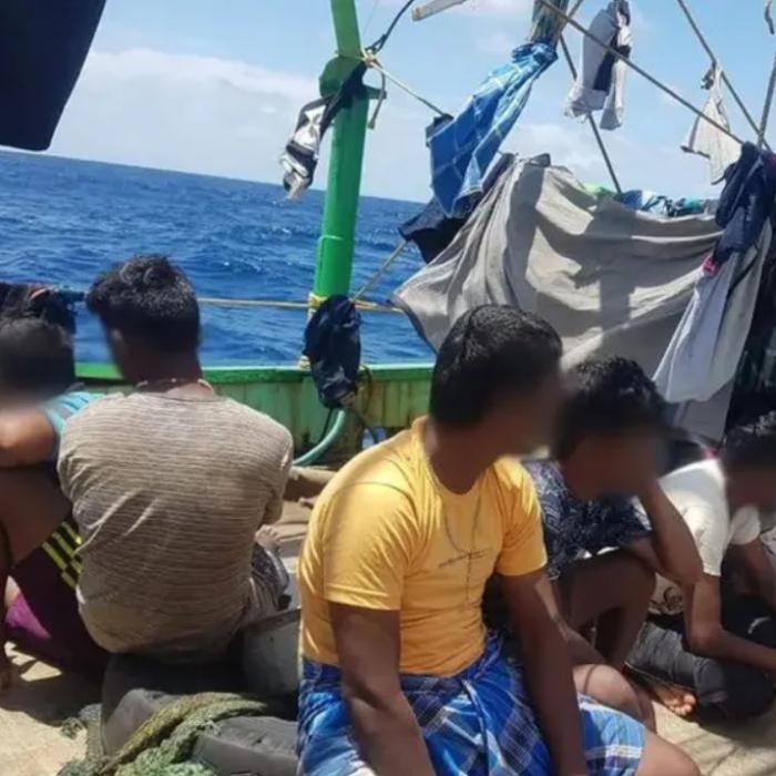 Marea Britanie vrea să mute în România zeci de migranți tamili. În prezent sunt pe o insulă militarizată din Oceanul Indian