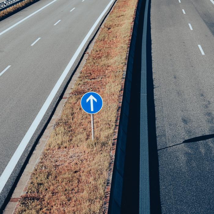 Record absolut anunțat de ministrul PSD al Transporturilor: aproape 150 de km de autostradă deschiși până la finalul anului