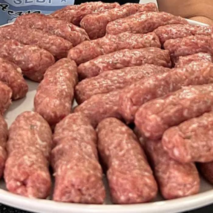 România nu mai poate exporta carne tocată și salam către UK și SUA. „Diaspora românească va fi lipsită de produse tradiționale”