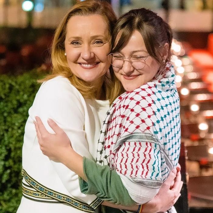 Fiica Elenei Lasconi, mesaj puternic după succesul mamei: „E timpul pentru un nou capitol în România!”