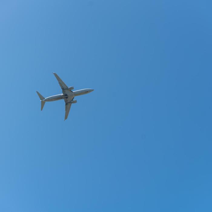 Un pasager a zburat de la New York la Paris fără bilet. Autoritățile au descoperit abia la aterizare