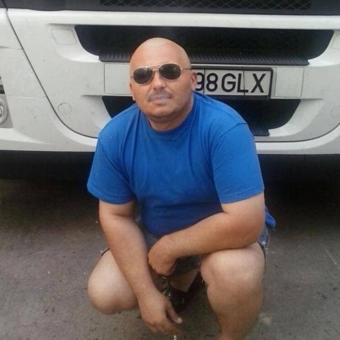 Un șofer român a ars în cabina TIR-ului său în timp ce se odihnea într-o parcare din Milano