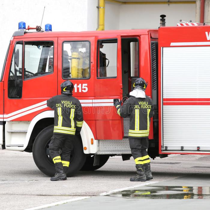 Incendiu la un hotel din Italia în mijlocul nopții: 50 de persoane au fost evacuate, autoritățile în alertă!