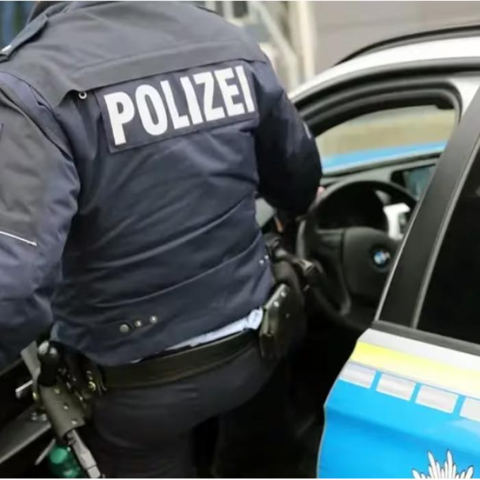 Amenda uriașă pentru un român prins cu 142 km/h în Germania. Șoferul a încercat să scape de ea
