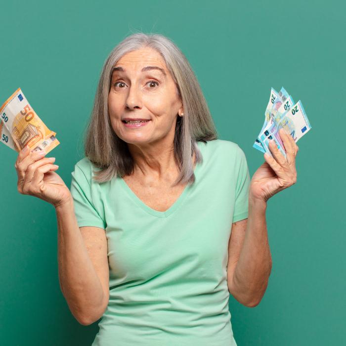 Italia introduce "Bonusul Seniorilor". 850 de euro pe lună, pe lângă pensie, pentru o categorie de pensionari