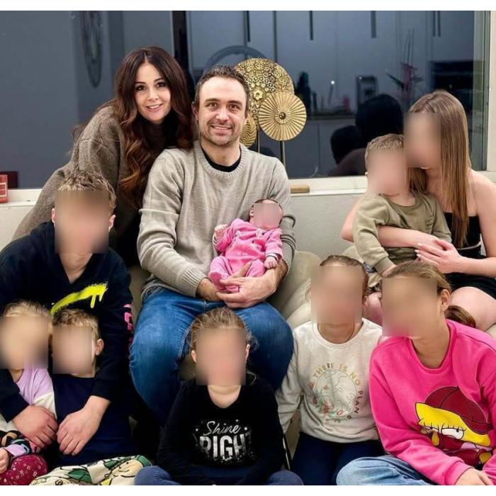 Câți bani cheltuie pe lună un cuplu cu 9 copii: "Avem și credit, nu suntem atât de bogați, soțul e mecanic"