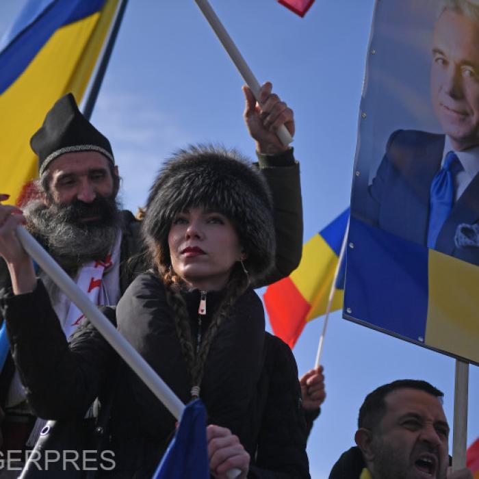 Protestul lui Călin Georgescu. Jandarmii au prins un individ cu un cuțit. Amenzi totale de 10 000 lei