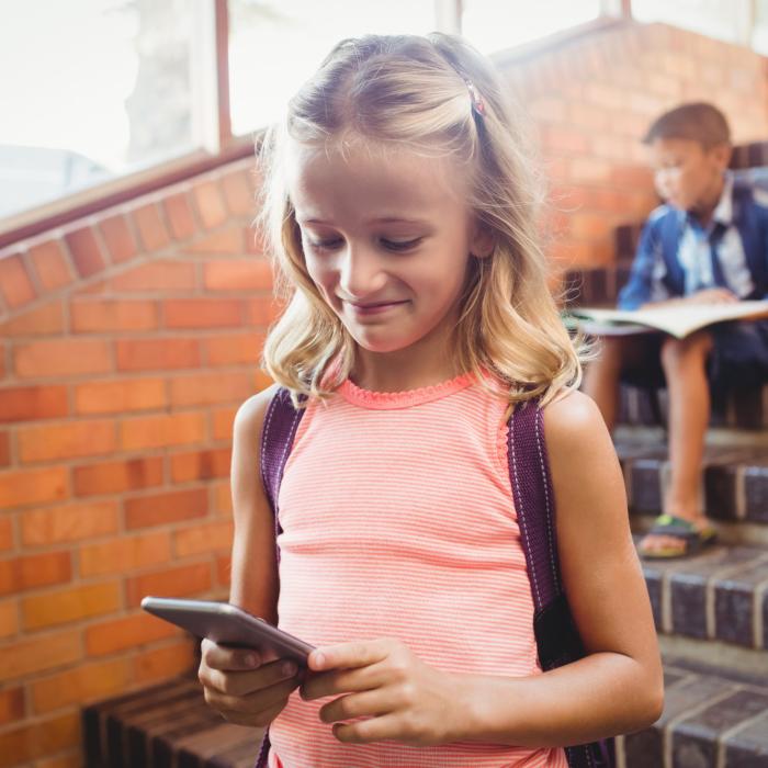 O țară UE vrea să adopte o lege care să interzică telefoanele mobile în şcoli