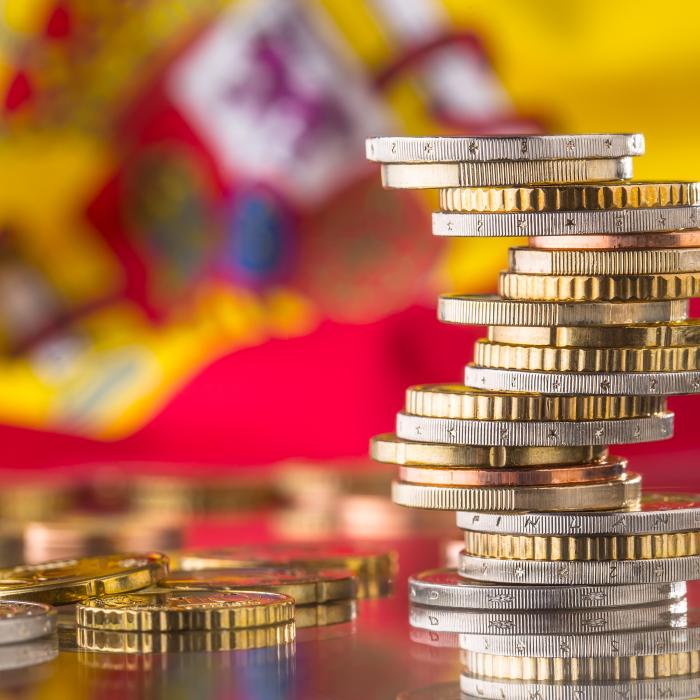 Furtună economică în Spania: 6 din 10 companii cresc prețurile, după majorarea tarifelor la energie și a salariului minim 