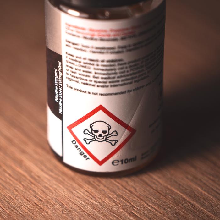 O româncă din Italia a încercat să își otrăvească soțul cu laxative și insecticide. "Totul avea un gust ciudat"